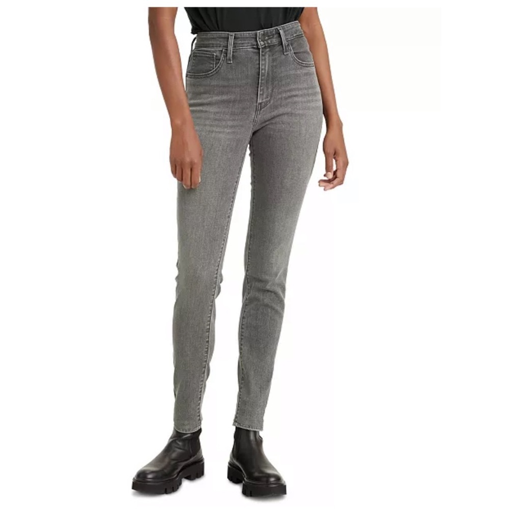 Levi’s high rise skinny jeans size 27, used
